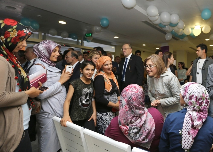 Büyükşehir Hastanesi Sağlık Yükünü Sırtlıyor