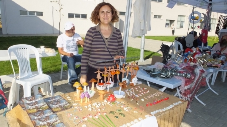 Mantar Festivalinde, Mantar Seramikler Yok Sattı