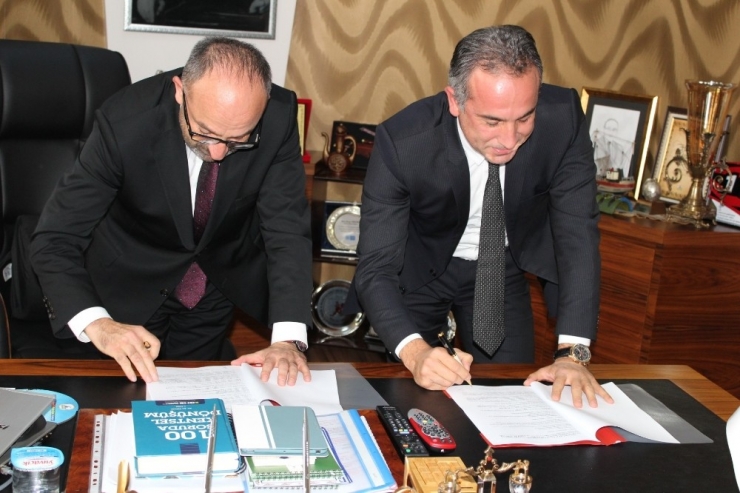 500 Bin Yolcu Taşıyacak Kartepe Teleferiğinde İmzalar Atıldı