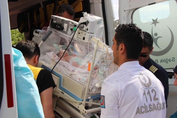1 Günlük Dinçer Bebek Ambulans Helikopterle Ankara’ya Sevk Edildi