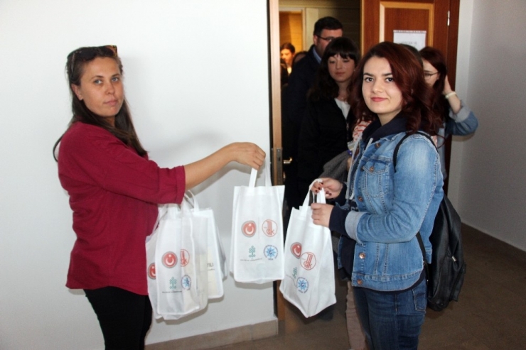 Anadolu Üniversitesi’nde ’Dilimiz Kimliğimizdir Konferansı’ Düzenlendi