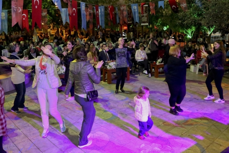 Maltepe’de Azebaycan Gecesi