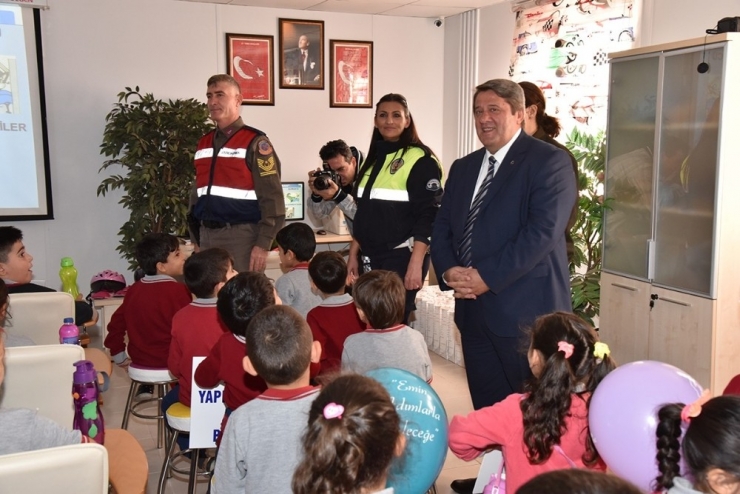 Çocuk Trafik Eğitim Parkı Sezonu Açtı