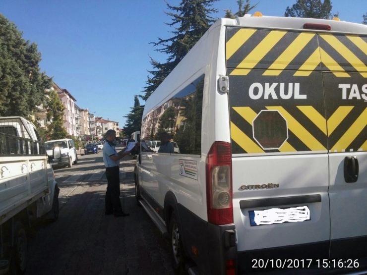 Okul Servisleri Denetleniyor