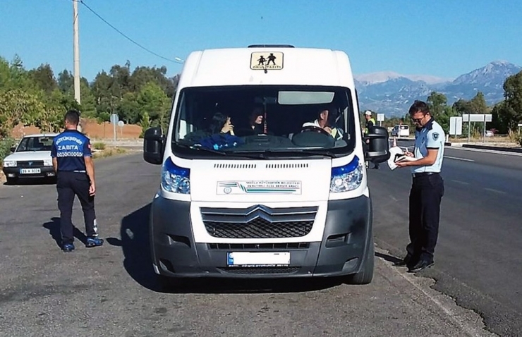 Okul Servisleri Denetleniyor