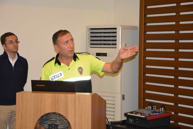 Ortaca’da Öğrenci Servis Şoförlerine Seminer