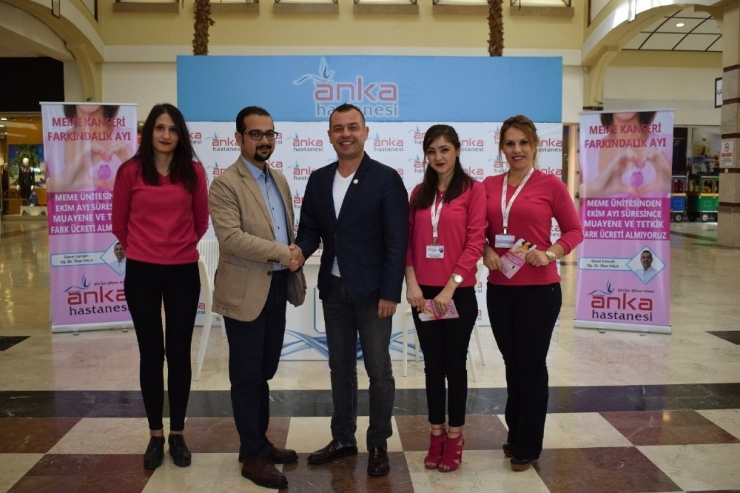 Gaziantep’te Meme Kanseri Bilinçlendirme Standı