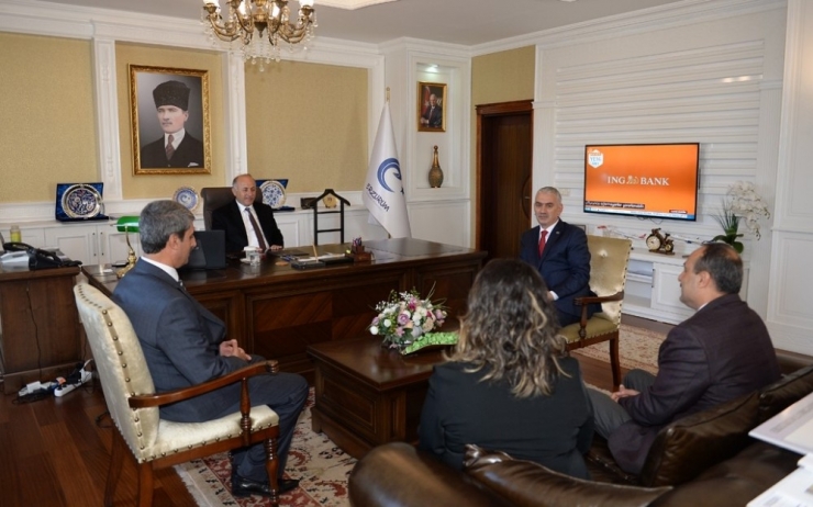 Posta Teşkilatından Vali Azizoğlu’na Ziyaret