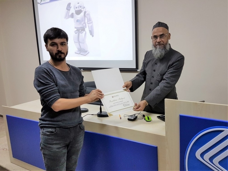 Teknoloji Fakültesinde Robotik Sistemler Semineri