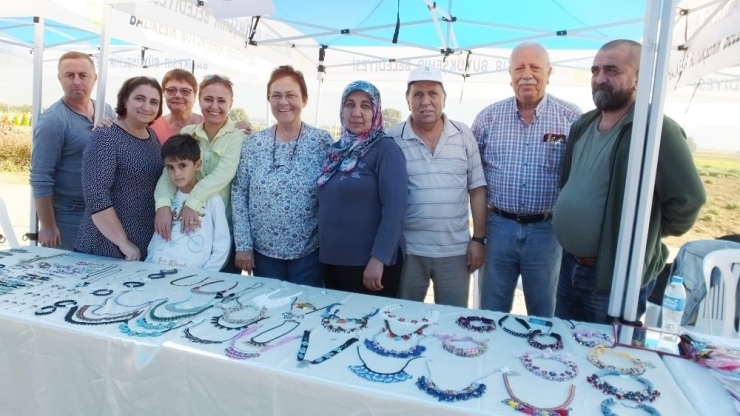 Burhaniyeli Kadınların Eserleri Festivalde Görücüye Çıktı