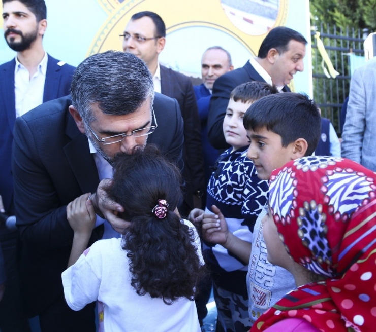 Akşemsettin Mahallesi’ne Yeni Park Kazandırıldı