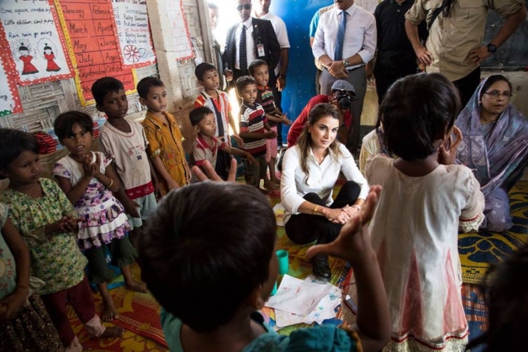 Ürdün Kraliçesi Rania, Rohingya Müslümanlarını Ziyaret Etti