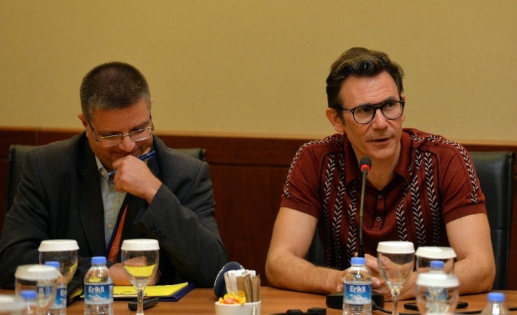 Hazanavicius’tan Antalya Film Festivaline Tam Not