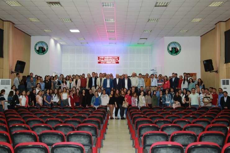 Gençlik Eğitim Merkezleri’nde Görev Yapan 250 Öğretmen, Feke’de Buluştu