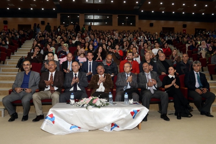 Aiçü’de Ses Yarışması Finali Yapıldı