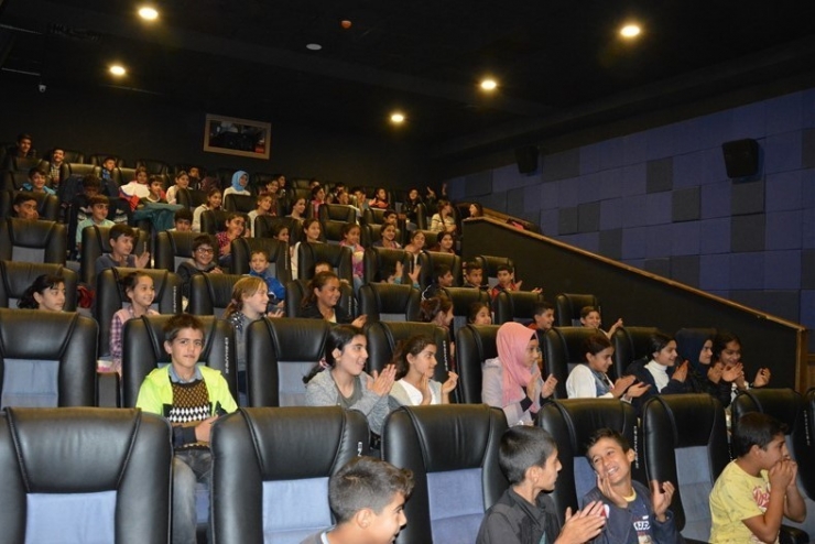 Gençler Sinema İle Buluşuyor