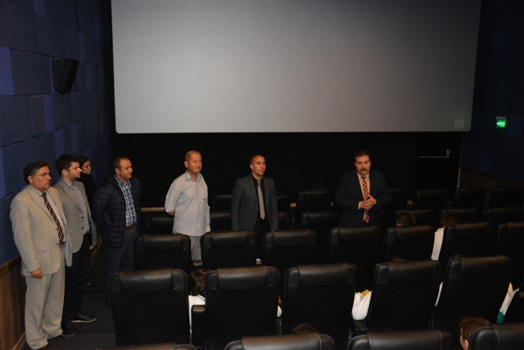 Gençler Sinema İle Buluşuyor