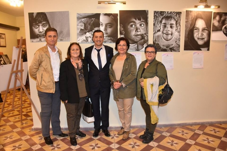 “Çocukluğumuza Dokunan Bakışlar” Sergisi Açıldı