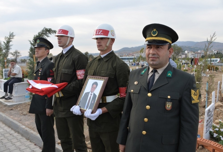 Bergamalı Kore Gazisi Son Yolculuğuna Uğurlandı