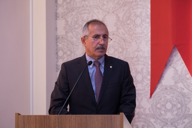 Bilecik’te ’Devlet Yönetimi Ve Algısı’ Sempozyumu