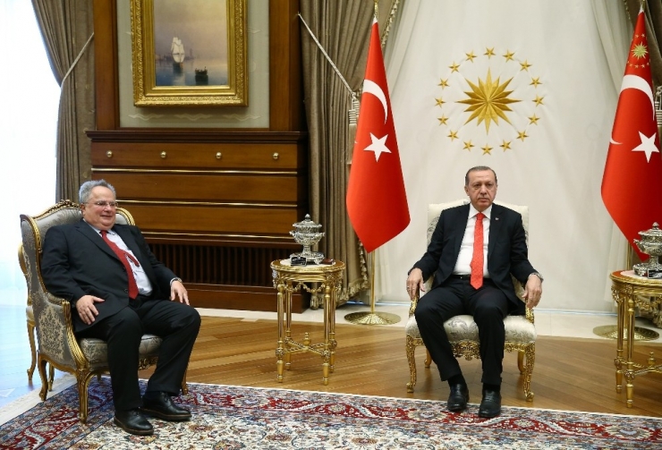 Cumhurbaşkanı Erdoğan, Yunanistan Dışişleri Bakanını Kabul Etti