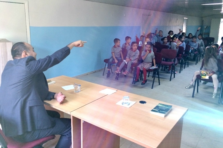 Gömeç Kaymakamı Önder Coşğun: