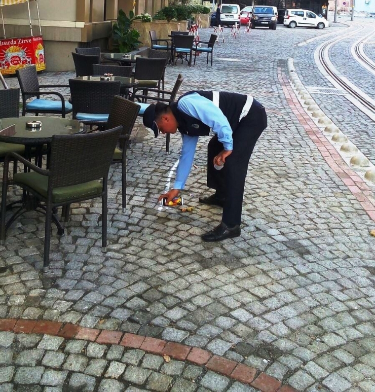 İzmit Belediyesi Zabıta Ekiplerine Tam Not