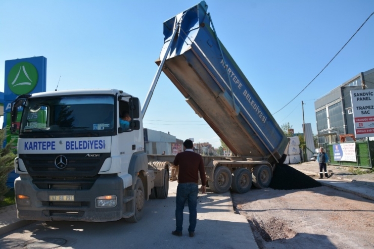 Kartepe’de Sokaklar Asfaltlanıyor