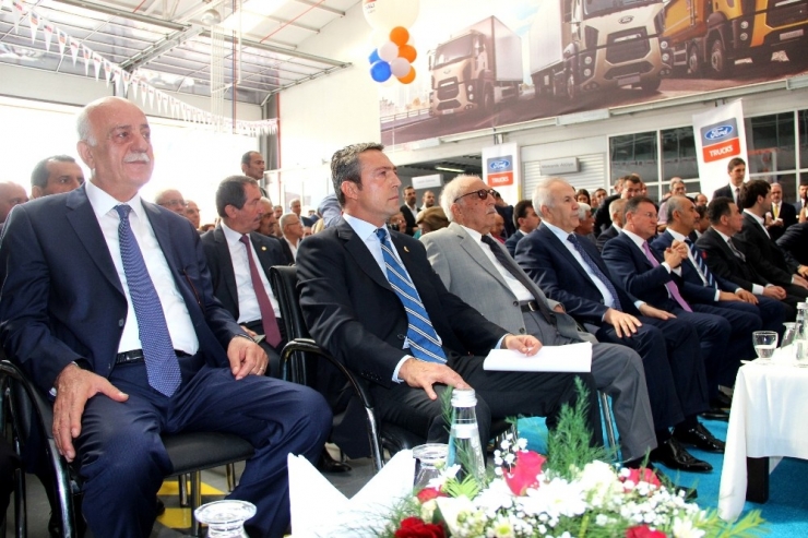 Ali Koç: “Yapay Zeka Ve Teknoloji Furyasından Türkiye Kendisine Fayda Sağlayabilir"