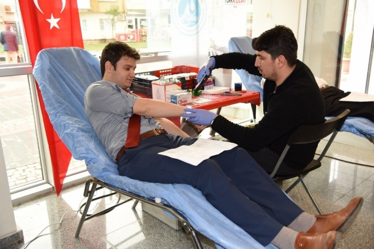 Başkan Ergün’den Kan Bağışına Destek Çağrısı