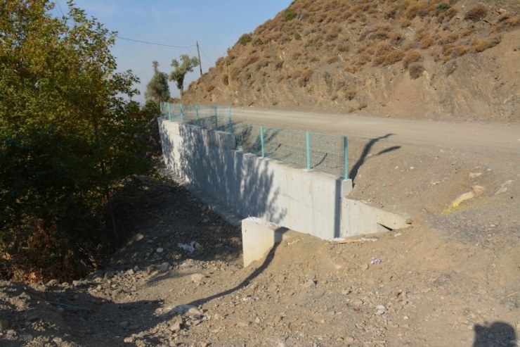 Kırtık Deresi’ne Himaye Çiti