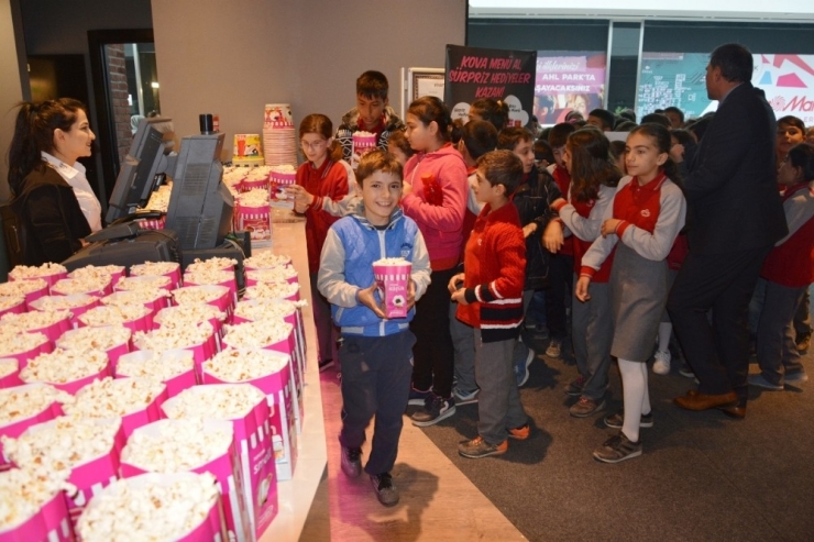 Öğrenciler Sinemayla Buluştu
