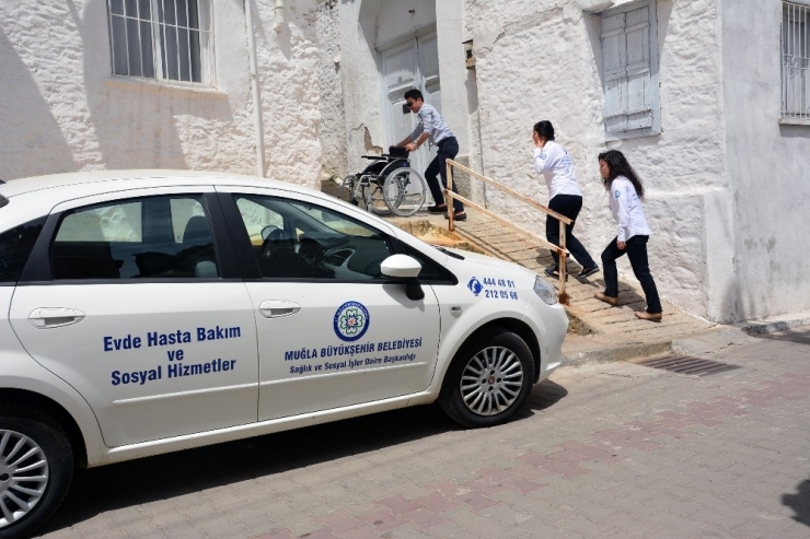 Muğla Büyükşehir Evde Bakım Hizmetleri 11 Bin Haneyi Ziyaret Etti
