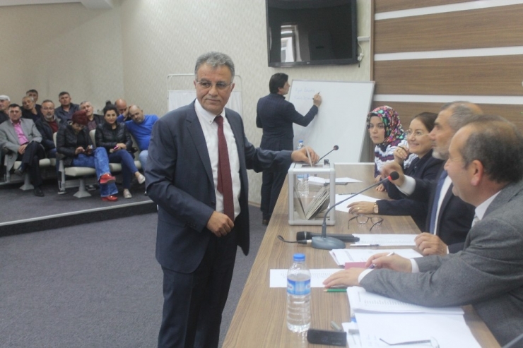 Yeni Niğde Belediye Başkanı Rifat Özkan: