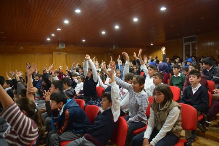 Sungurlu’da Nasa İle Telekonferans Gerçekleştirildi