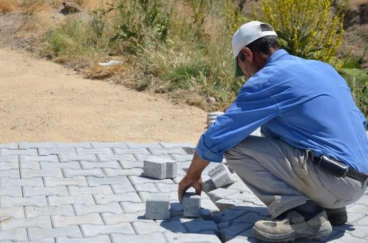 Kümbet’te Taşlar Yerine Oturdu