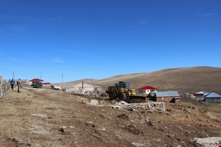 Maçka Yaylaları Kaçak Yapılardan Temizleniyor