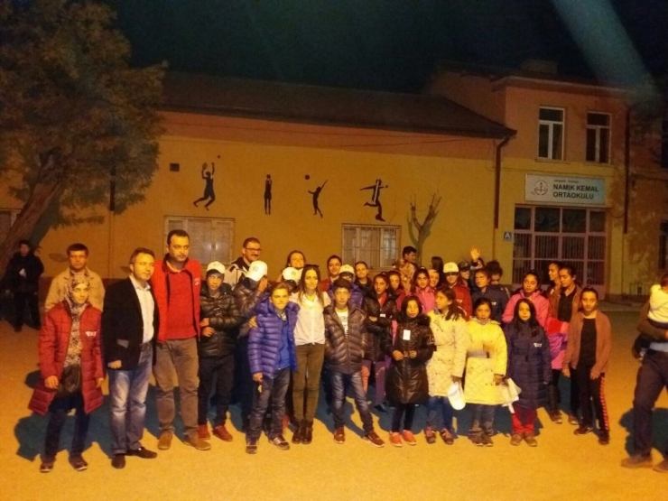 ’Yüreğimi Isıtır Mısın’ Kampanyasıyla 20 Öğrenciye Yardım Edildi