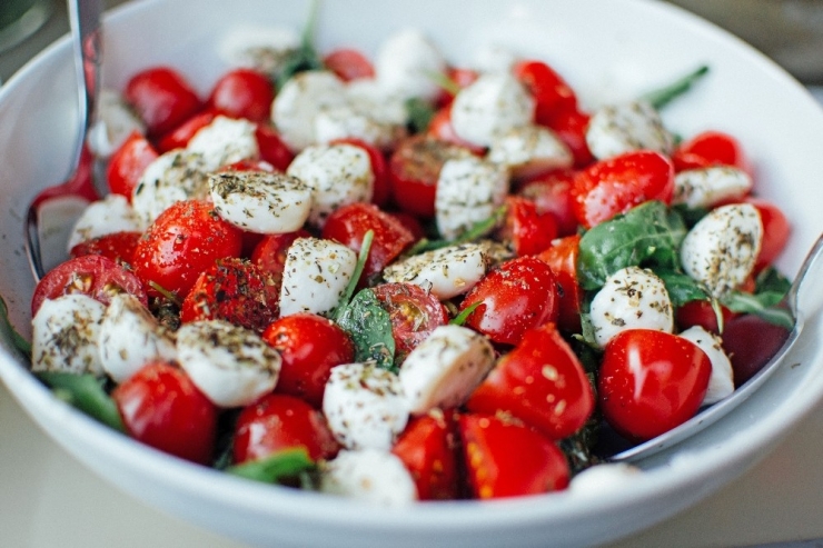 İzmirli Gençler Fast Food’un Değil Sağlıklı Beslenmenin Peşinde