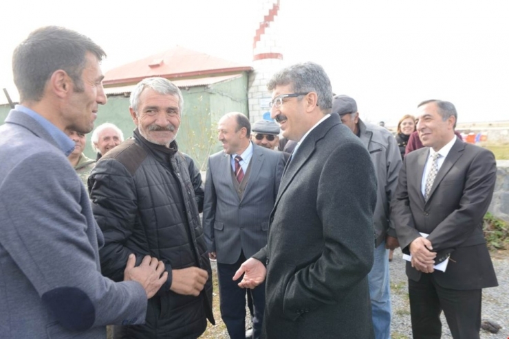 Vali Bilmez Köylülerin Sorunlarını Dinledi