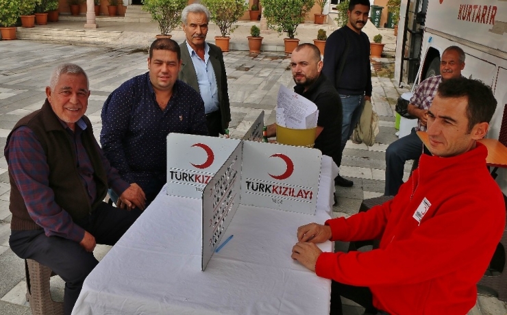 Kızılay’ın Hedefi 2 Milyon 250 Bin Ünite Kan Toplamak