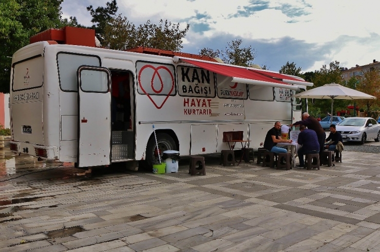 Kızılay’ın Hedefi 2 Milyon 250 Bin Ünite Kan Toplamak