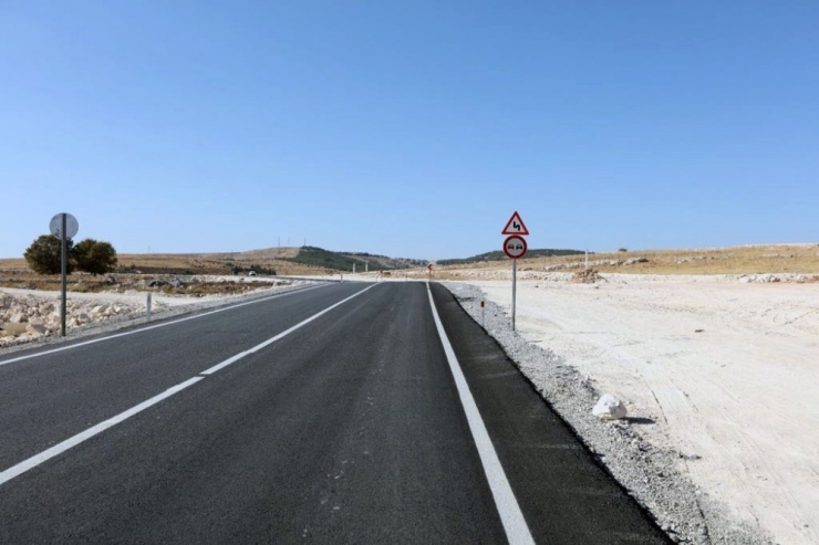 Büyükşehir Trafik Yoğunluğunu Açtığı Yeni Alternatif Yolla Çözdü