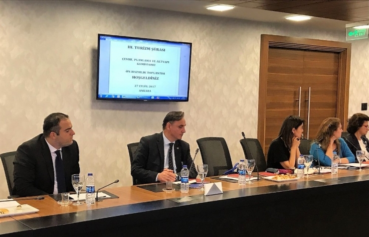 3. Turizm Şurası’nda Dika’ya Önemli Görev