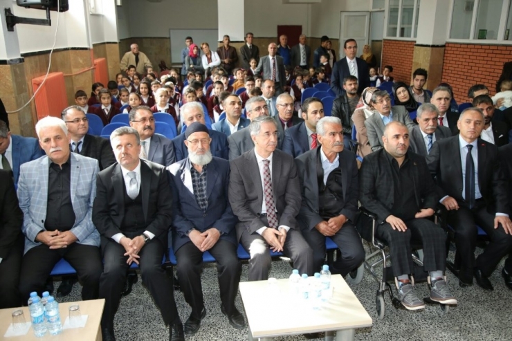 Elazığ’da Şehit Ömer Halisdemir Kütüphanesi