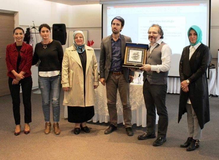 Kartepe’de Eğitimcilere Sağlıklı İletişim Eğitimi