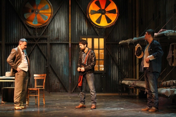 Şehir Tiyatroları Kasım’da Da Birçok Oyunla Seyircinin Karşısına Çıkacak