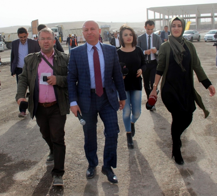 Başkan Çolakbayrakdar Projelerini Görsel Brifing İle Tanıttı