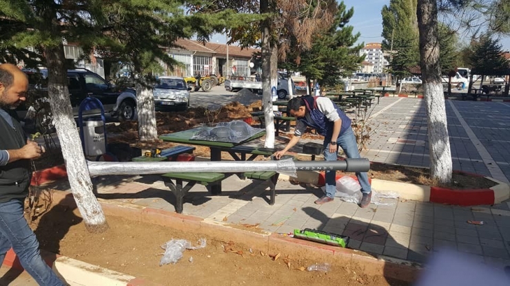 Kültür Merkezi’nin Çevre Düzenleme Çalışmaları Devam Ediyor