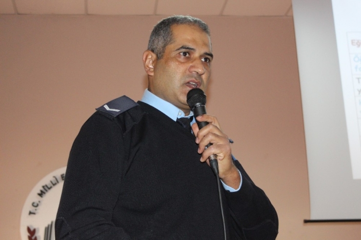 Niğde’de Okul Servis Araçları Değerlendirme Ve Bilgilendirme Toplantısı Yapıldı